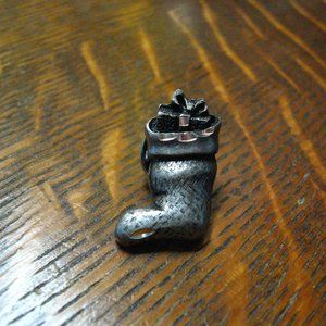 🎄 Christmas Stocking Vintage Pewter Lapel Pin